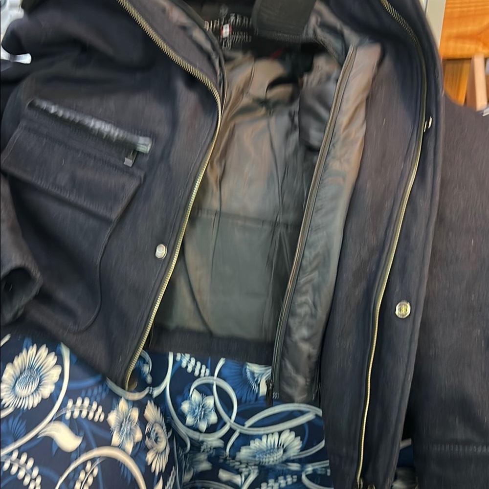 Point Zero Black Jacket - Picture 3 of 7